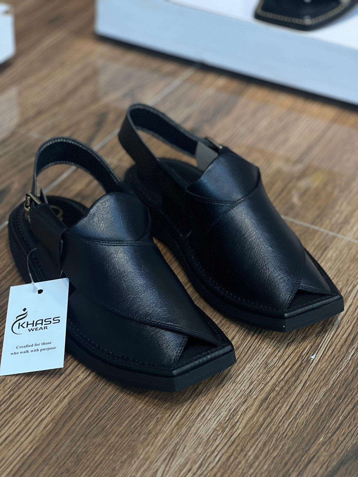 Kaptaan single sole black light weight